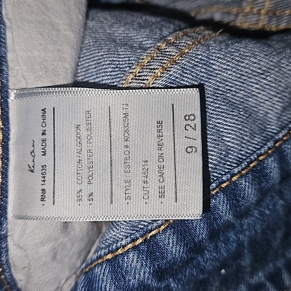 Jean Shorts - Picture 4 of 4